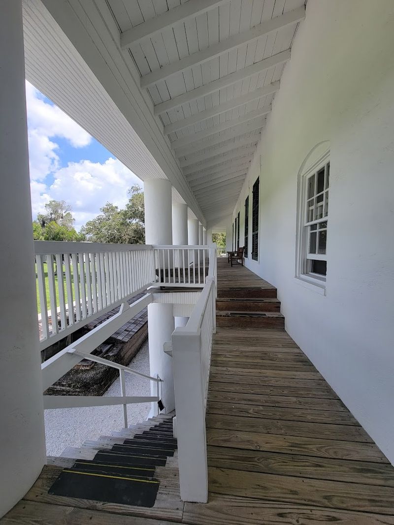 Tabby Construction: The Unique Building Material Behind the Mansion