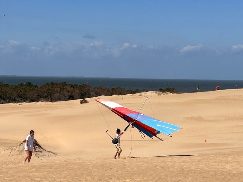 Hang Gliding Lessons at the Dune