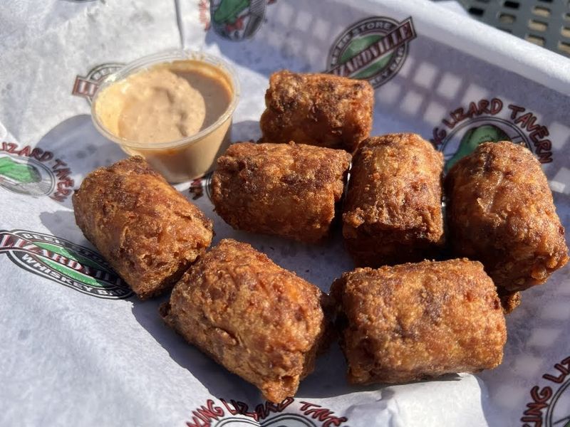 Food, Stops, and What to Do Before or After the Ride