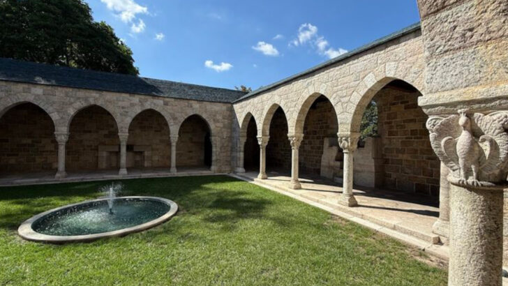 There&rsquo;s a Nine-Story Stone Castle in Pennsylvania Filled With 8,000 Works of Art