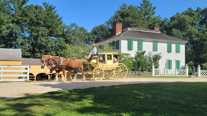 A Fully Immersive 1830s New England Town