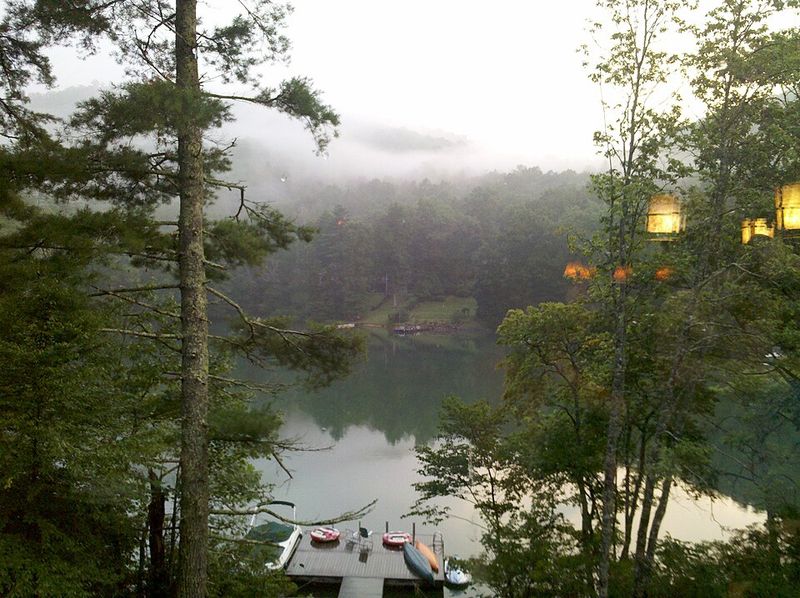 A High-Elevation Lake Hidden in the Blue Ridge Mountains