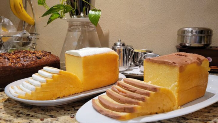 This Pennsylvania Bakery Is a South Philly Institution Known for One Legendary Pound Cake