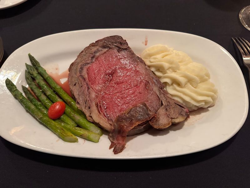 Steakhouse Classics and Elevated Comfort Food