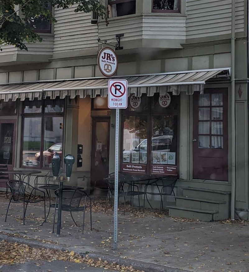 JR's Soft Pretzels (Lewisburg)