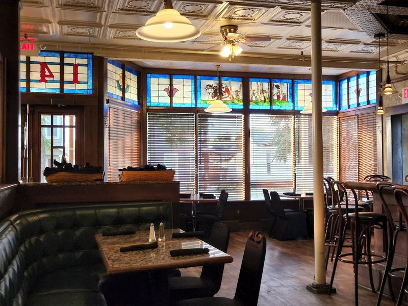 Amber Rose Restaurant & Catering