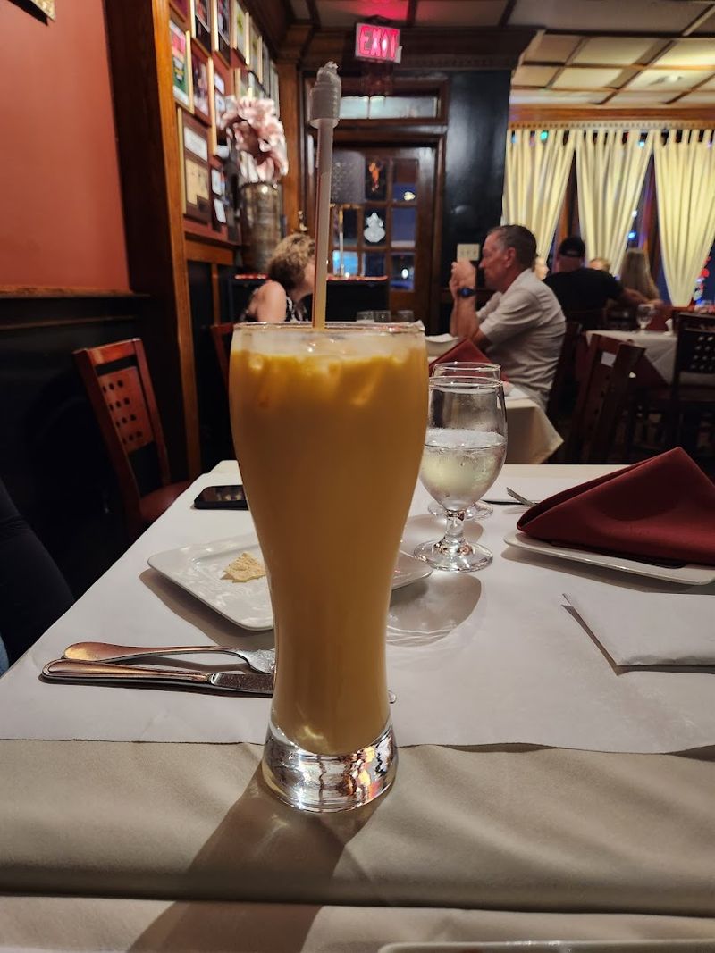 Drinks and Chai: What to Order Alongside the Food