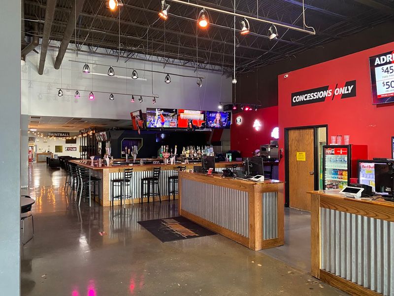 Food, Drinks, and a Full Bar With Local Brewery Options