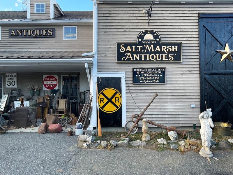 Salt Marsh Antiques (Rowley, MA)