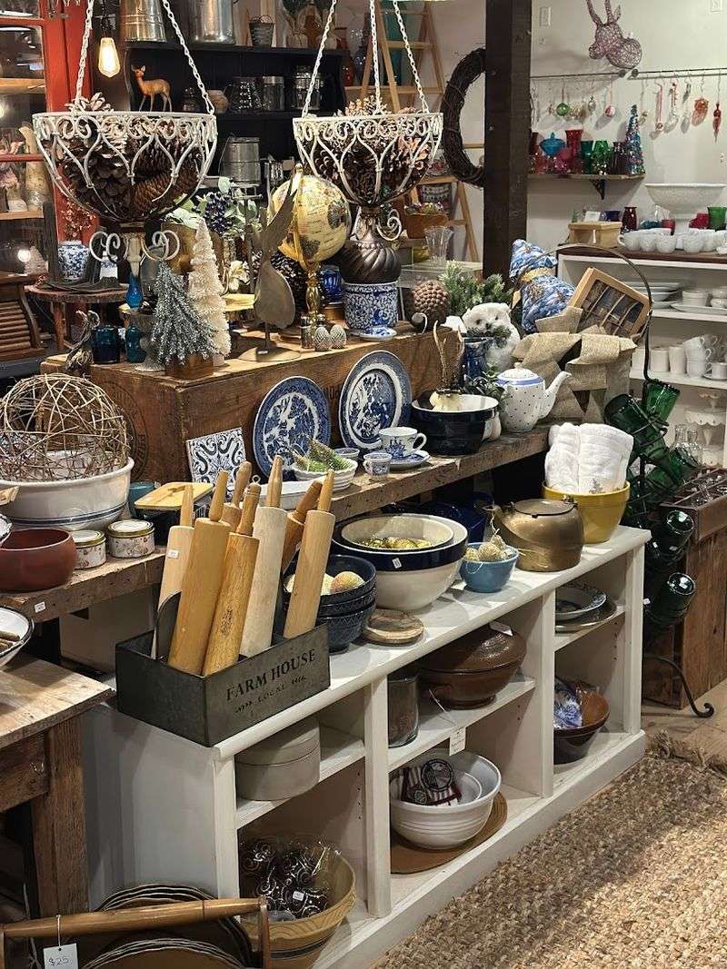 Kitchenware, Glass, and Bar Carts