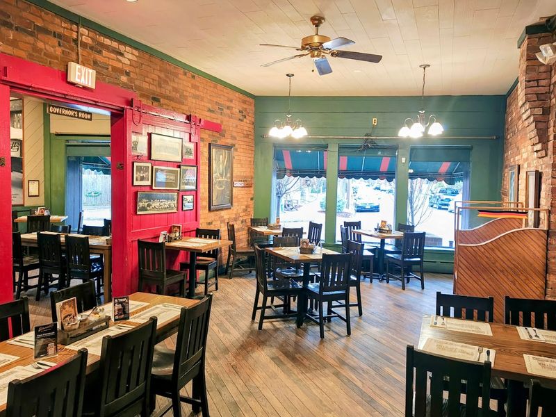 Service That Keeps Things Moving