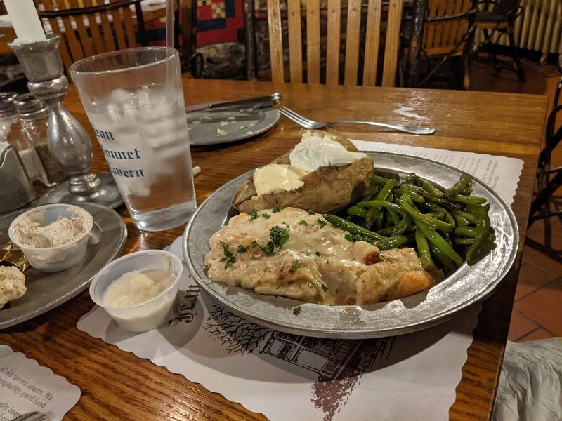 The Meal That Draws People In: What's on the Plate