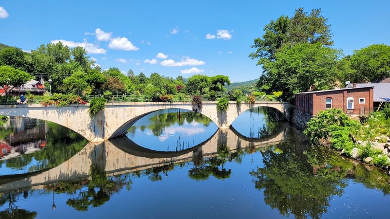 The Structure Underneath: Concrete Arches Built to Last