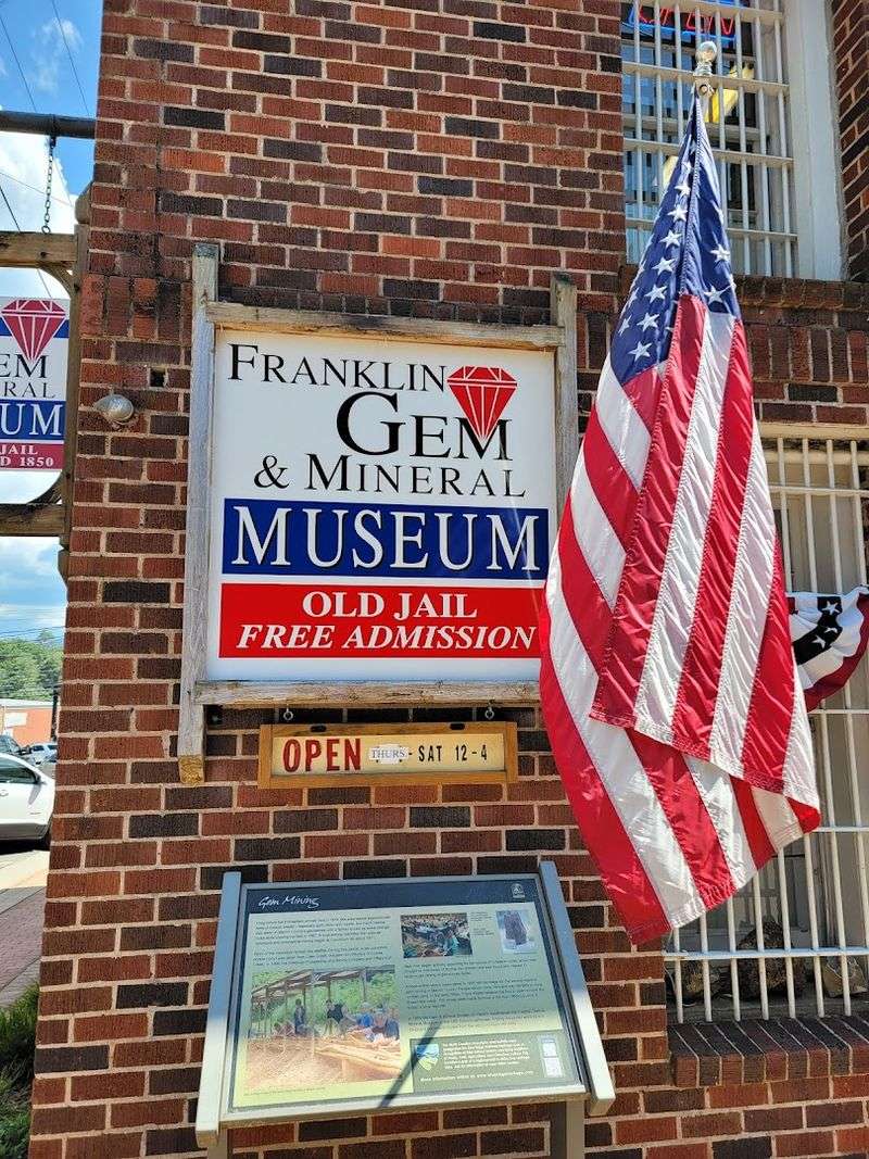 Pairing the Museum With Franklin's Wider Gem Scene