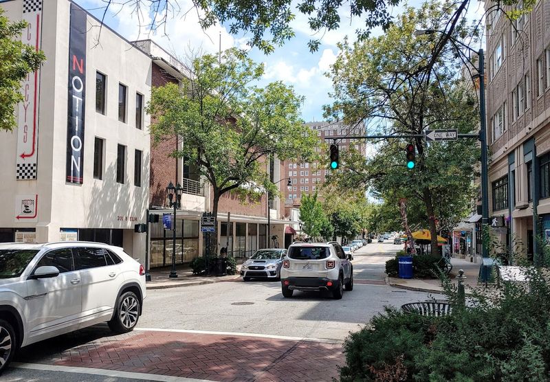 A Downtown Visit That Connects the City