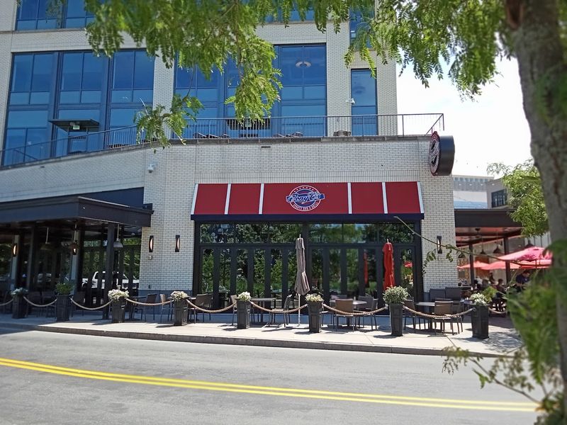 Tony C's Sports Bar & Grill