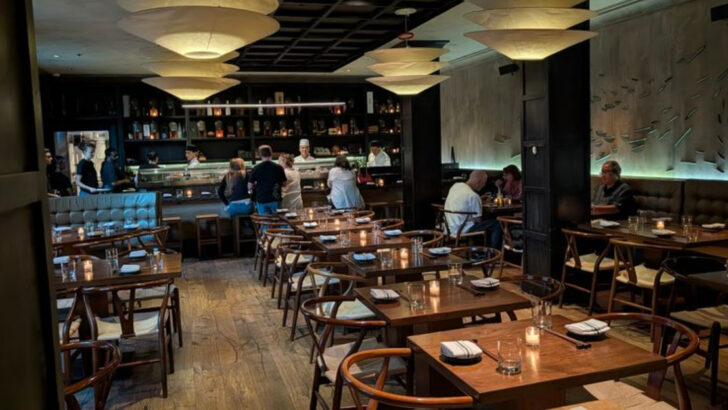 10 Massachusetts Sushi Restaurants Worth Visiting For Fresh Flavor And Cozy Atmosphere