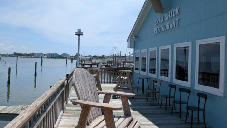 10 North Carolina Drive-In Seafood Shacks Worth the Scenic Drive