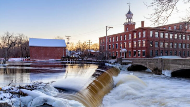 11 Forgotten Mill Towns in Massachusetts That Once Powered the American Industrial Revolution