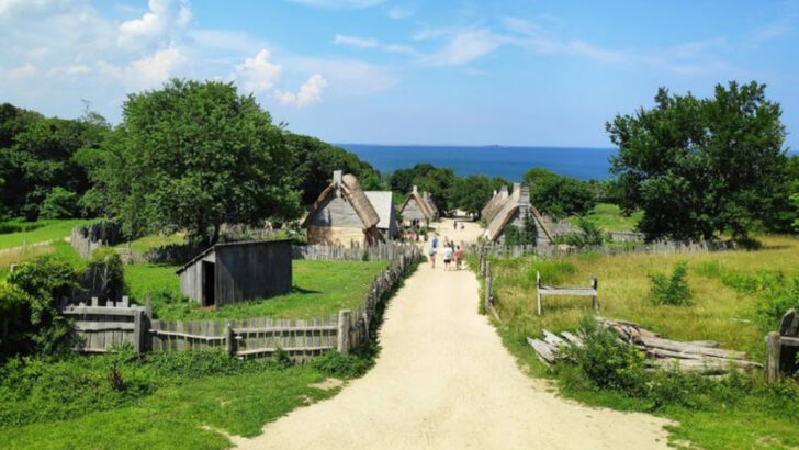11 Harbor Towns in Massachusetts That Shine Brightest In The Spring