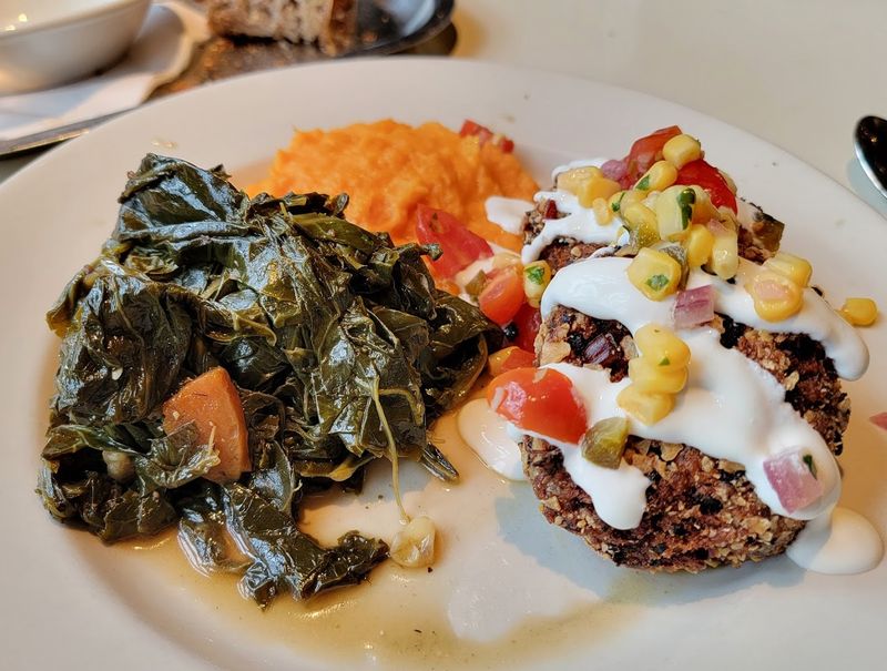 Lucky 32 Southern Kitchen Deli, Guilford County