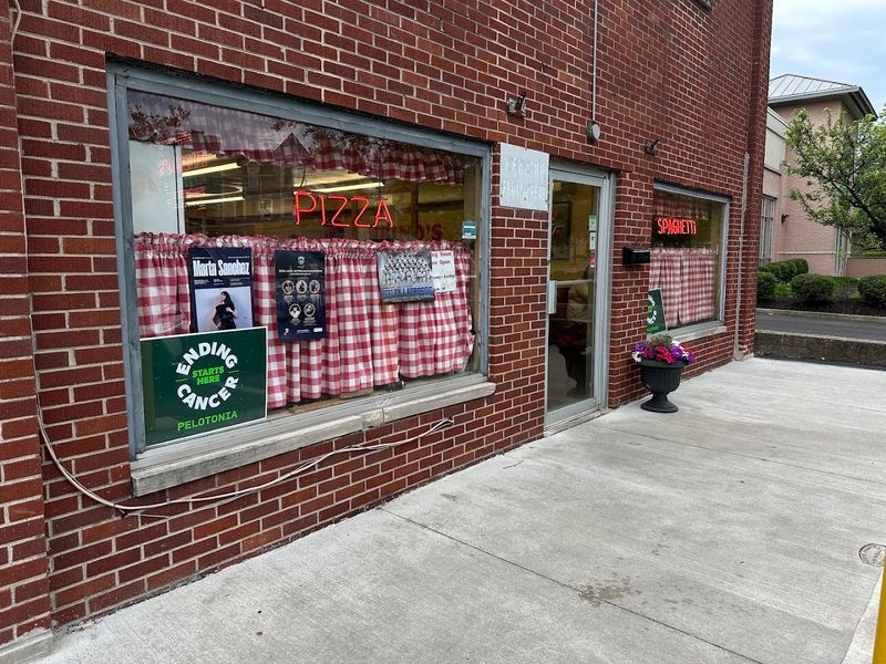 Rubino&rsquo;s Pizza 
