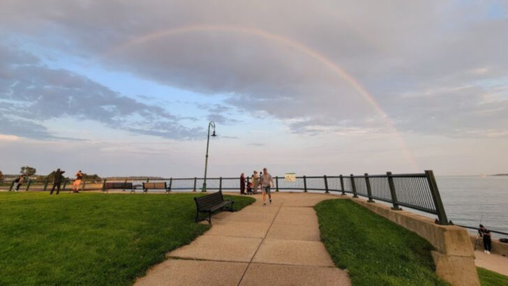 11 Seaside Boardwalks in Massachusetts Made For Summer Strolls