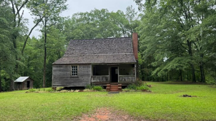 11 Underrated Landmarks in Georgia With Fascinating Backstories and Local History
