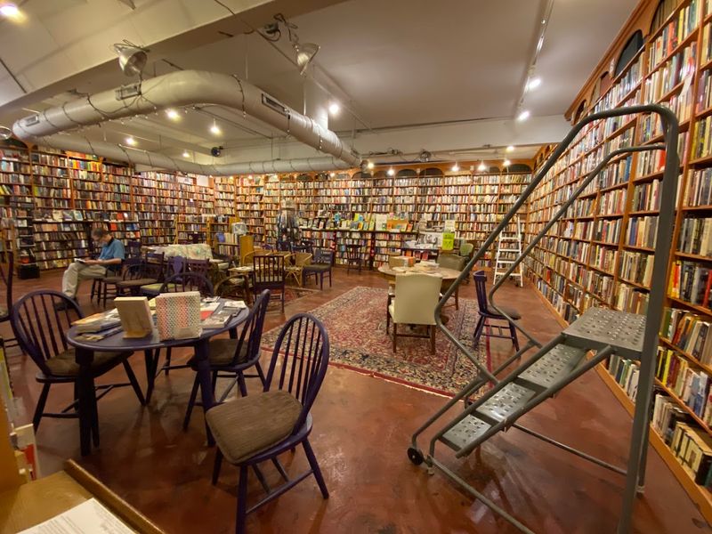 Loganberry Books (Shaker Heights)