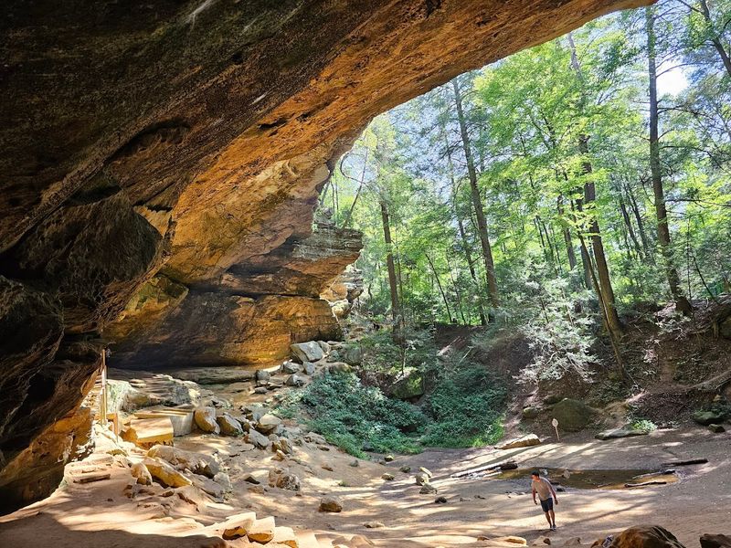 Ash Cave Trail