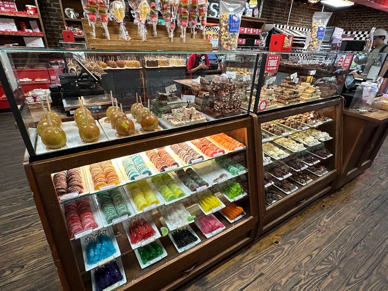 River Street Sweets - Savannah