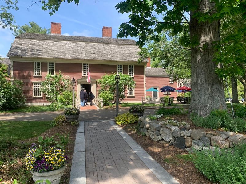 Longfellow&rsquo;s Wayside Inn - Sudbury