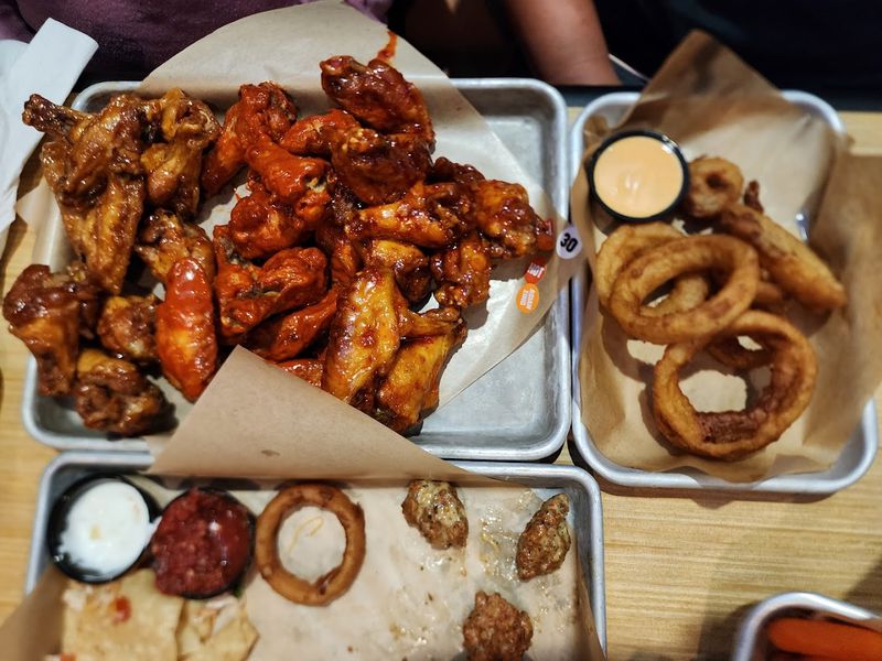 Buffalo Wild Wings - Concord