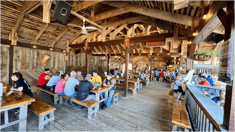 1572 Roadhouse Bar-B-Q
