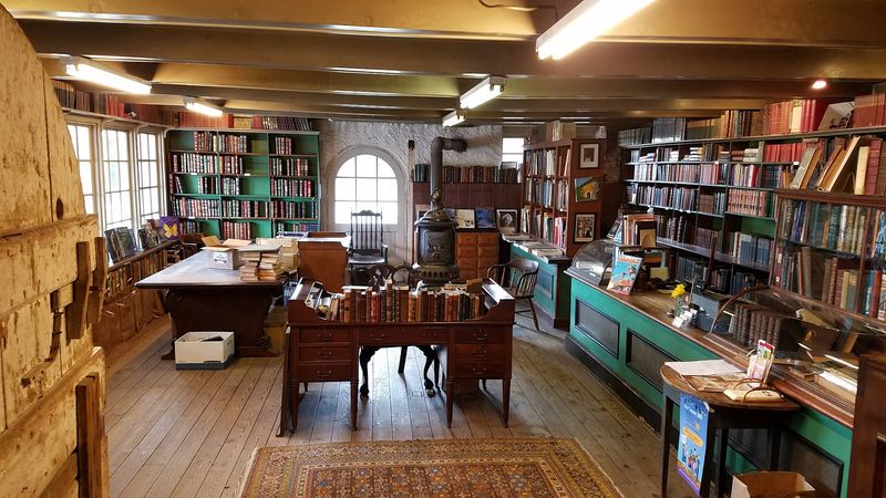 Baldwin's Book Barn