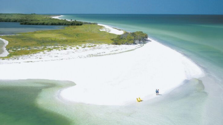 13 Hidden Beaches in Florida That Feel Far From The Crowds