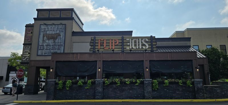 Flip Side Easton &mdash; Columbus, Ohio