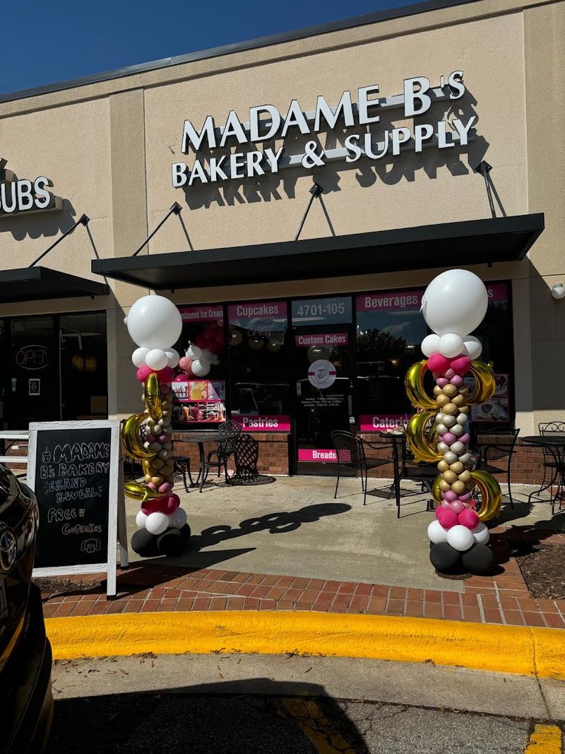 Madame B&rsquo;s Bakery

