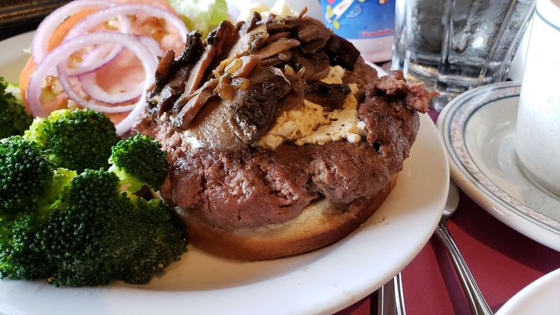 Classic Steakhouse Sides and Comfort Food Touches