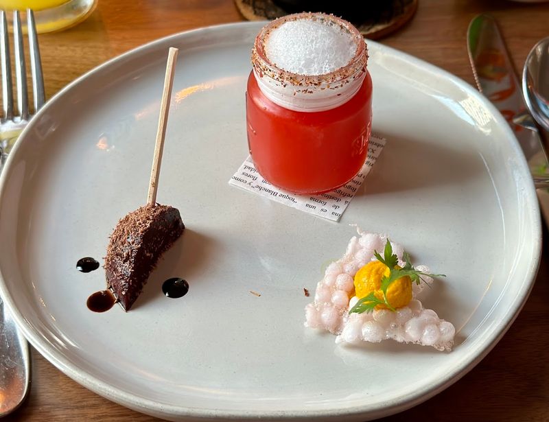 How The Five-Course Format Changes Dinner