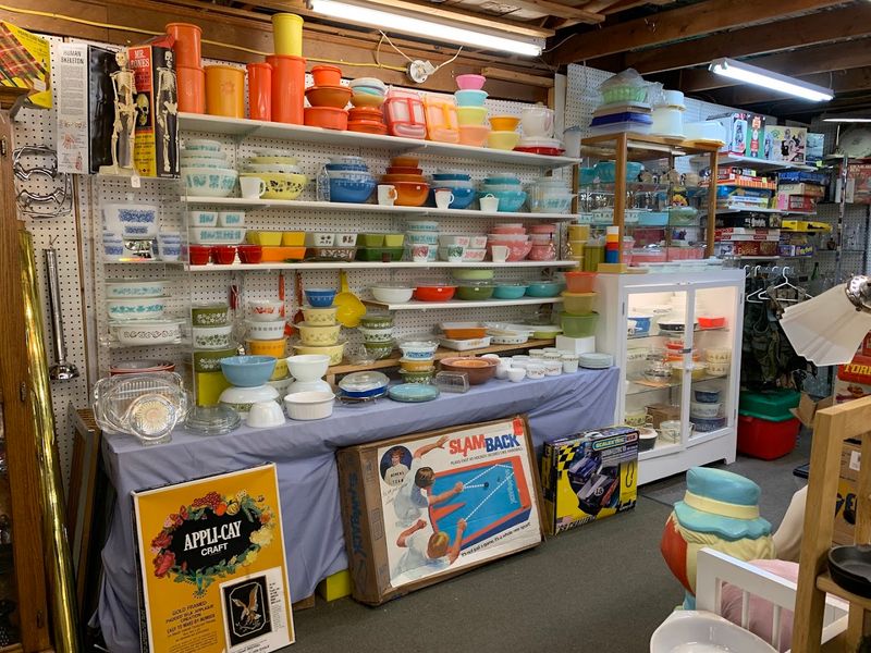A Sunday-Only Treasure Hunt