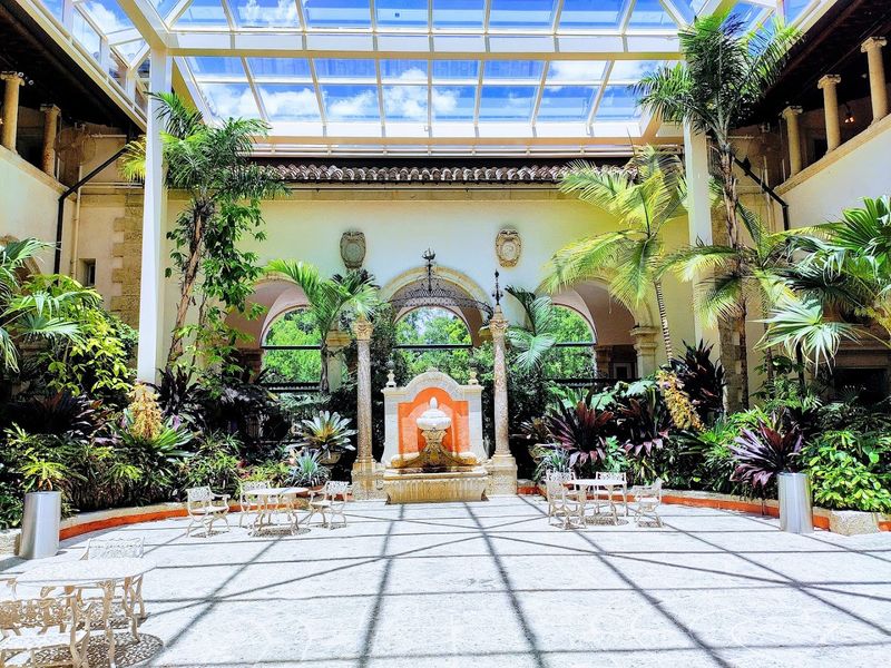 The Enclosed Courtyard And Social History
