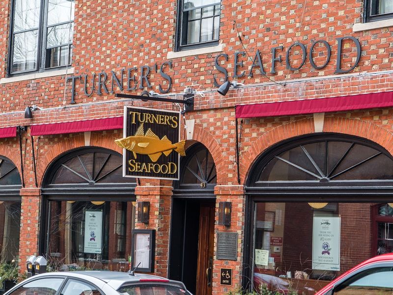 Turner's Seafood &ndash; Salem