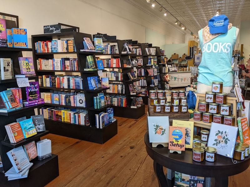 The Bookshelf (Thomasville)