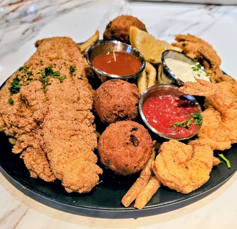 Kris' Soul Food, Philadelphia County