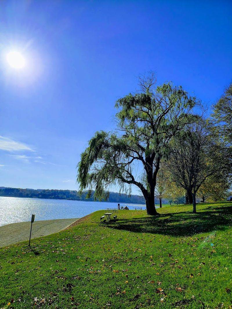 Blue Marsh Lake