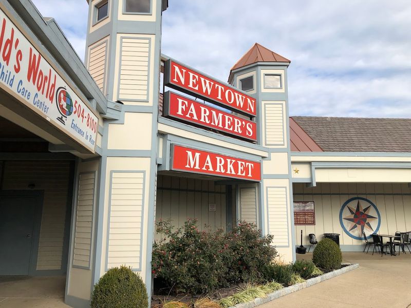Newtown Farmers Market &mdash; Newtown