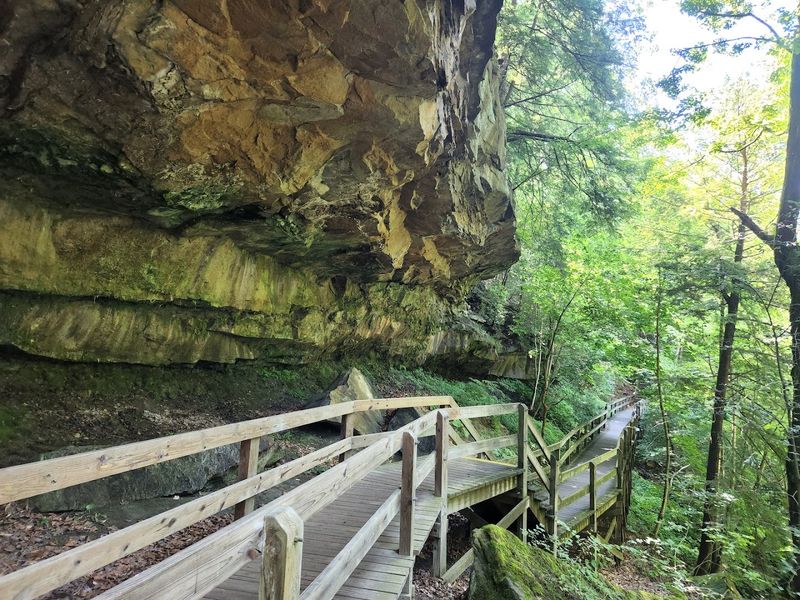 Lanterman&rsquo;s Mill Gorge Trail &ndash; Mill Creek MetroParks