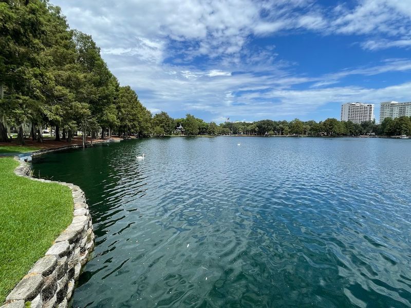 Lake Eola Park