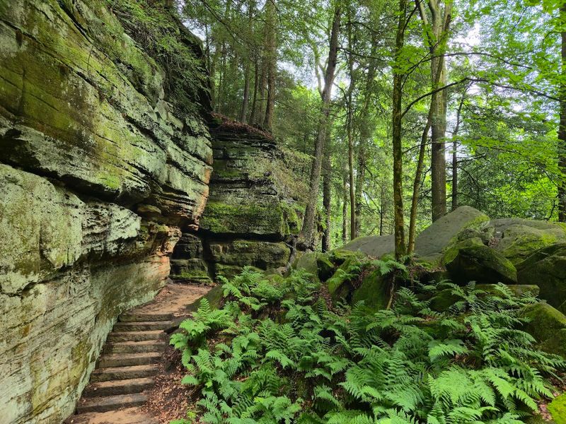 Cuyahoga Valley Ledges Trail 